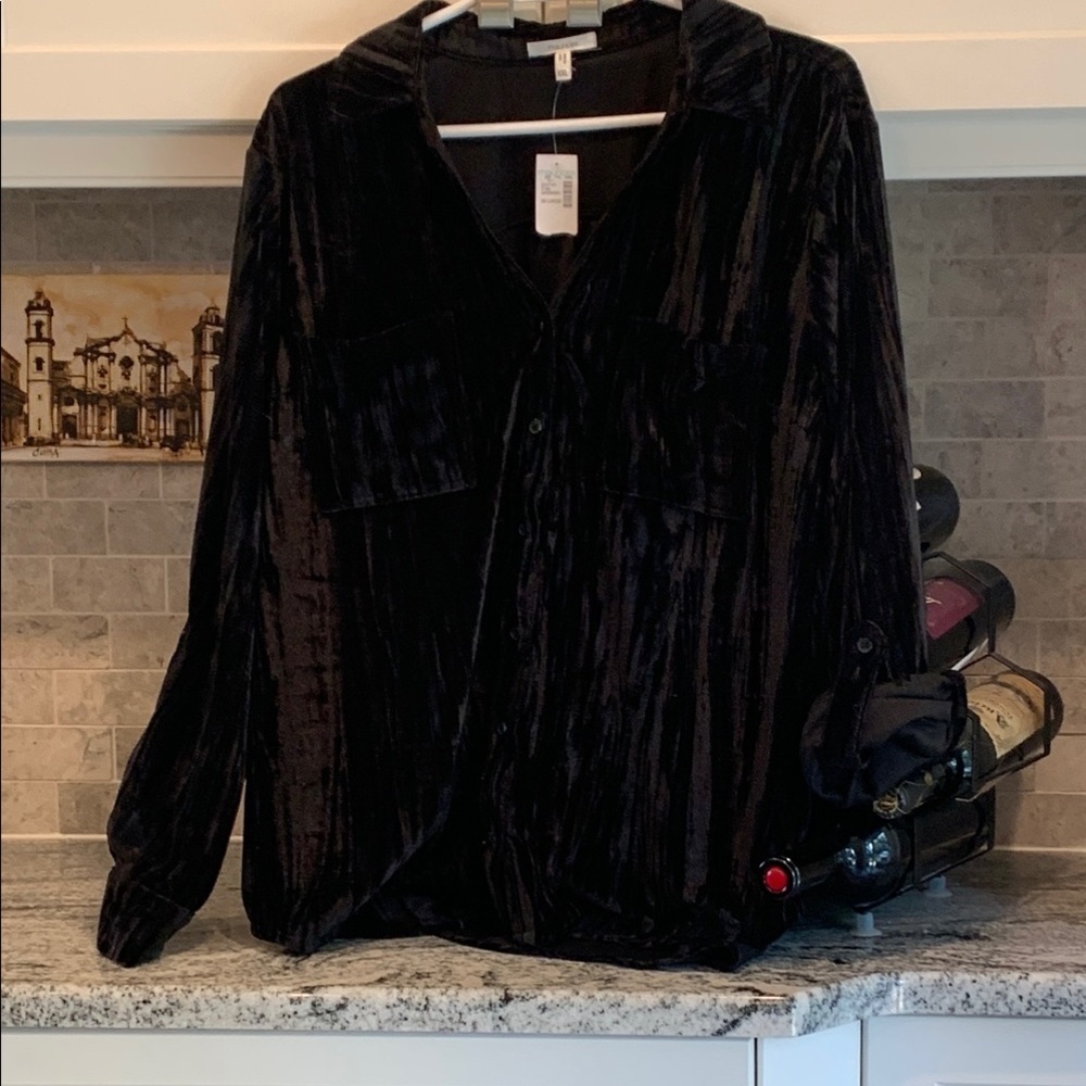 NWT XXL Maurices Button Down Top B6